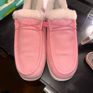 Cozy Pink Women's Shoes